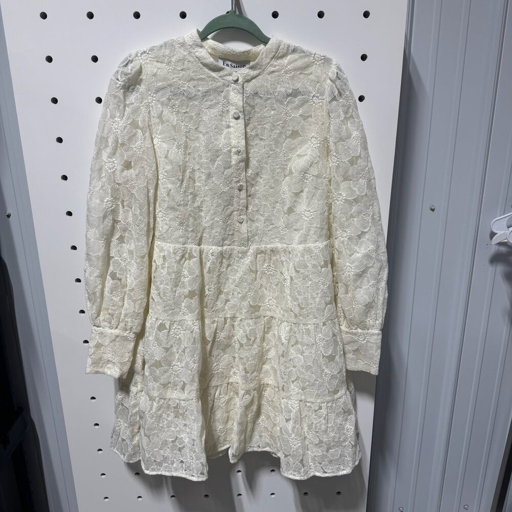 NWT En Saison Ivory Embroidered Floral Overlay Long Sleeve mini dress